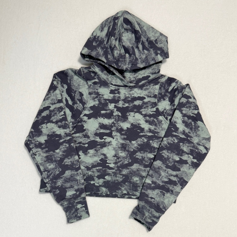 Lululemon Loungeful Cropped Hoodie size 8
